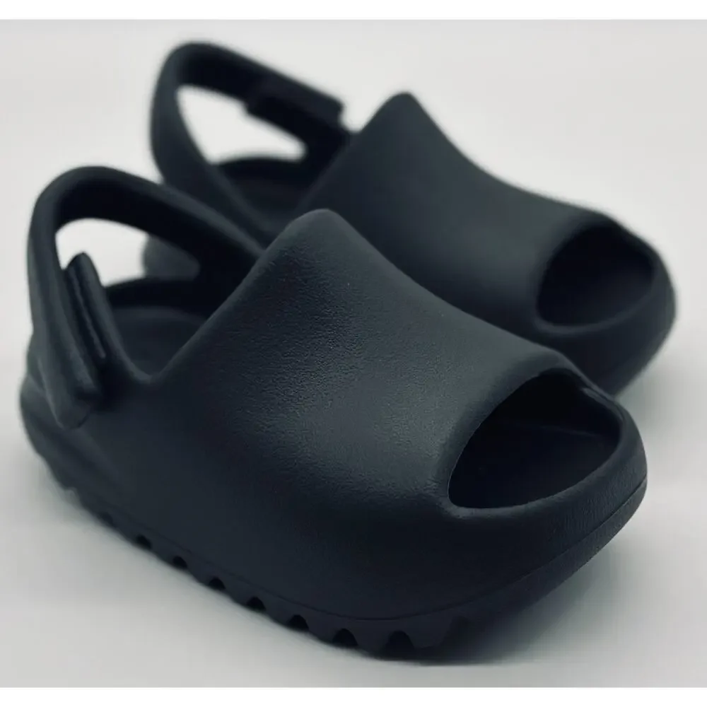 NEW Adidas Yeezy Slides Sandal Dark Onyx ID5106 Youth Size 7K